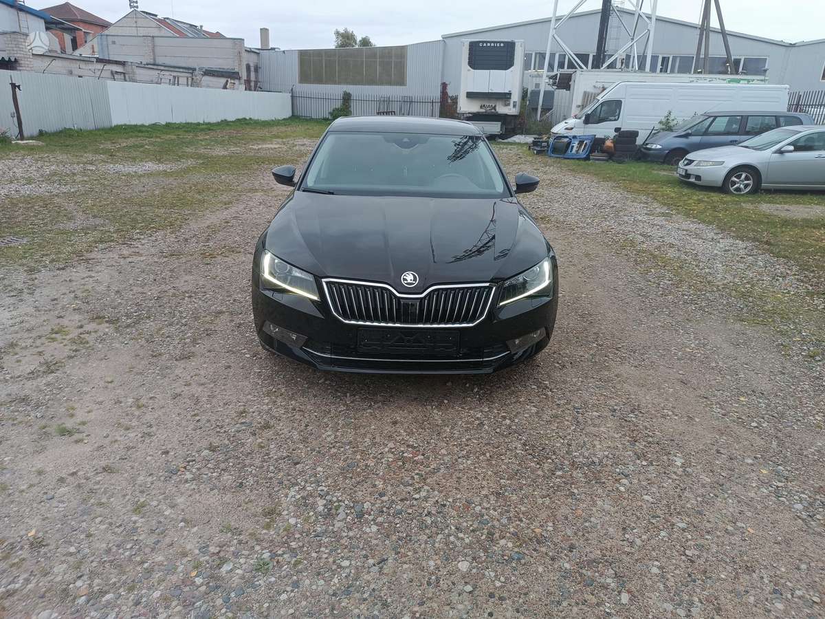 Skoda Superb, 2.0 l., hatchback