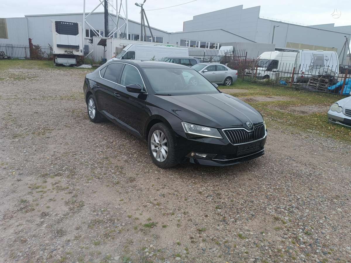 Skoda Superb, 2.0 l., Хэтчбек