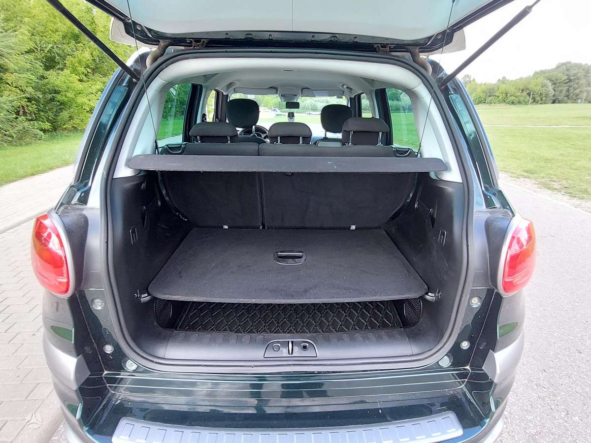 Fiat 500L, 1.6 l., hatchback