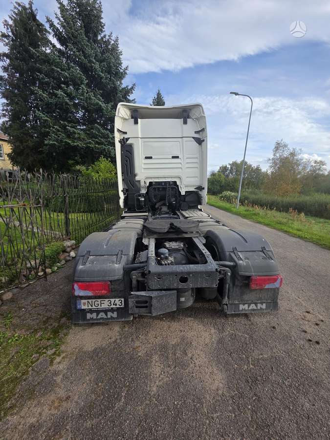 MAN TGX, 2 спальных места