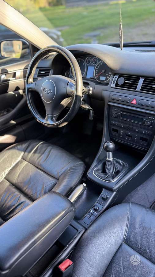 Audi A6, 2.5 l., universalas