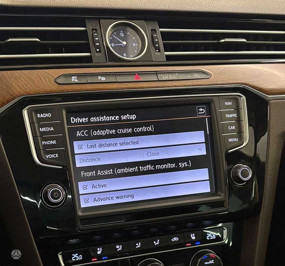Volkswagen Passat, 2.0 l., Универсал