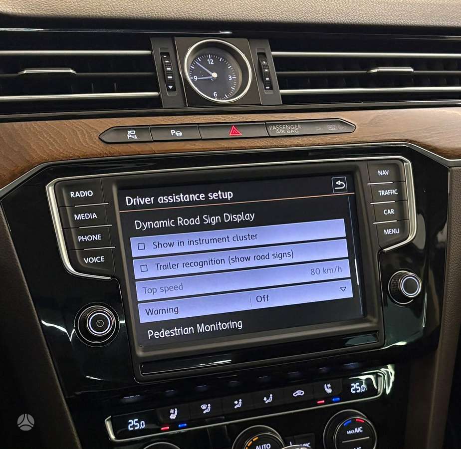 Volkswagen Passat, 2.0 l., Универсал