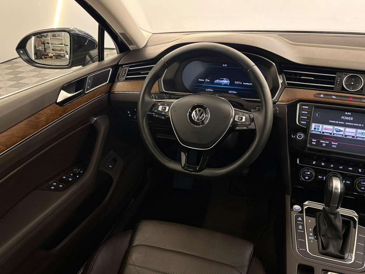 Volkswagen Passat, 2.0 l., Универсал