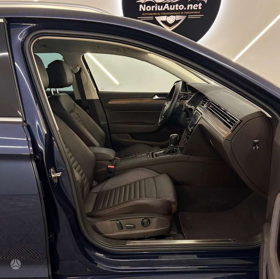 Volkswagen Passat, 2.0 l., Универсал