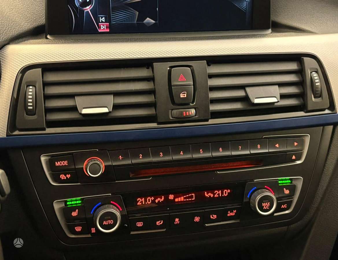 BMW 330, 3.0 l., Универсал