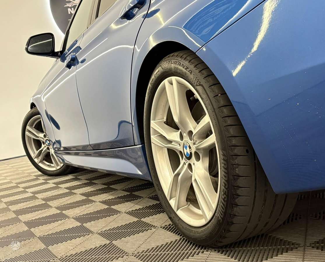 BMW 330, 3.0 l., Универсал