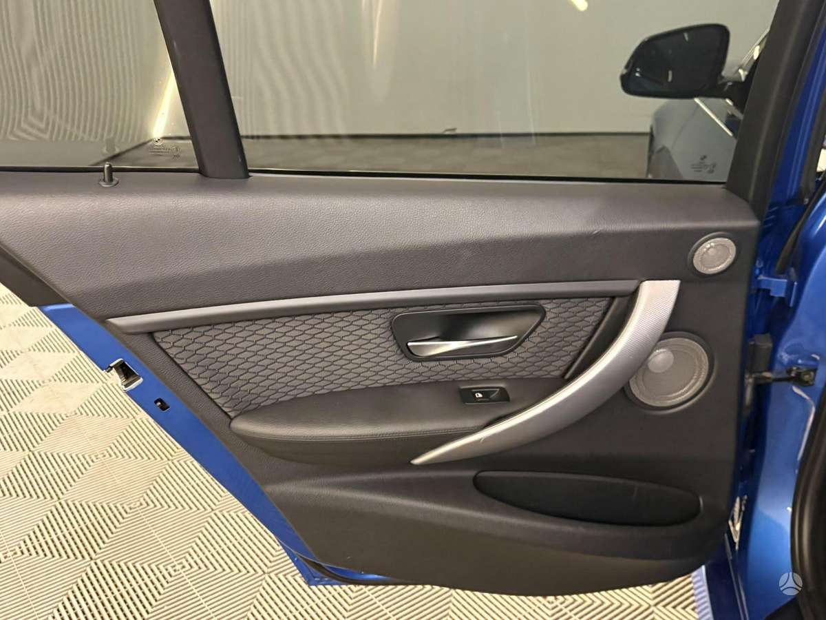 BMW 330, 3.0 l., Универсал