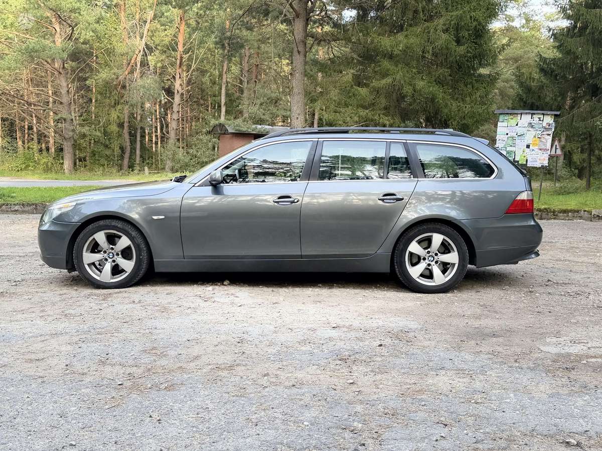 BMW 525, 3.0 l., wagon