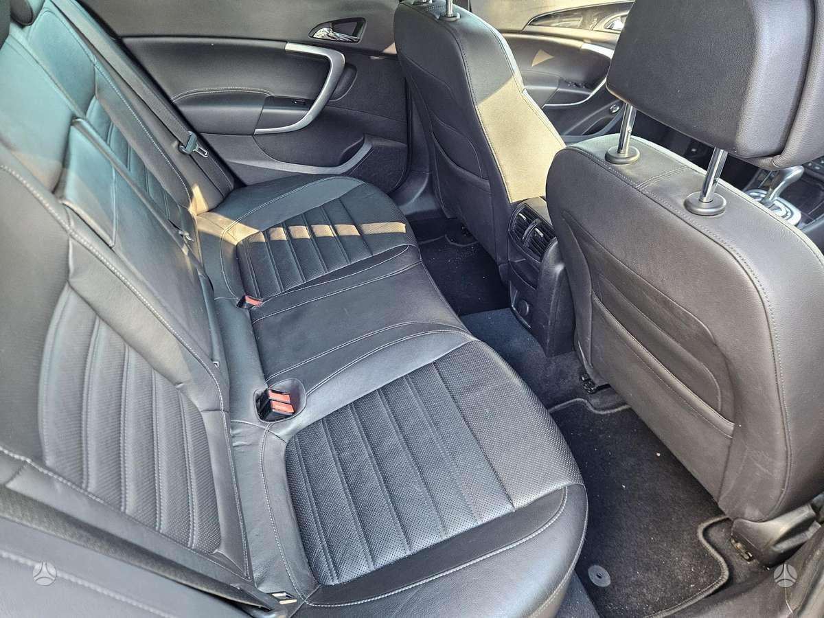 Opel Insignia, 2.0 l., Универсал