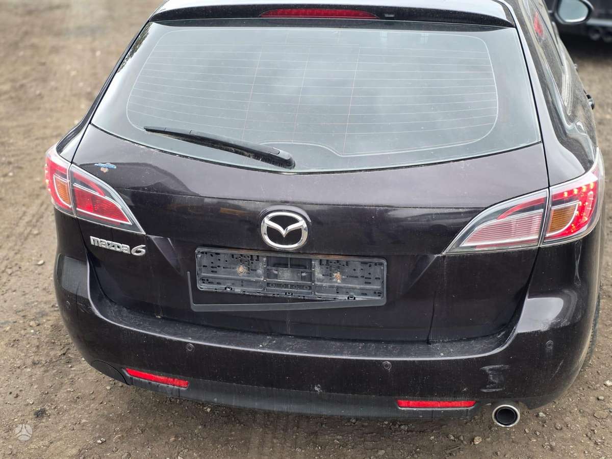 Mazda 6 dalimis