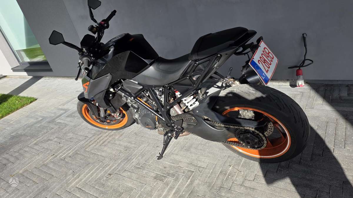 KTM Super Duke 1290cc, superbikes