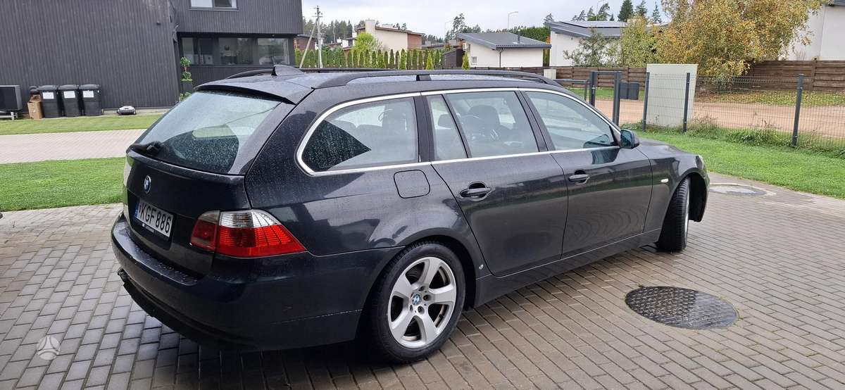 BMW 525, 2.5 l., wagon