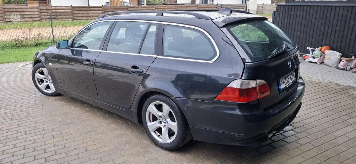 BMW 525, 2.5 l., universalas
