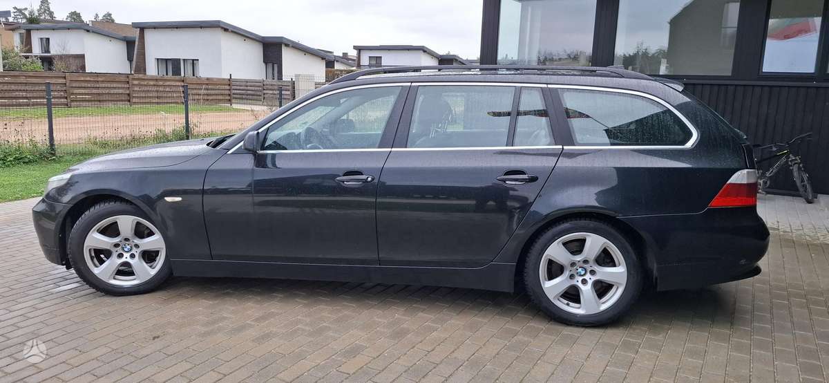 BMW 525, 2.5 l., Универсал