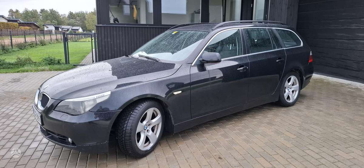 BMW 525, 2.5 l., Универсал