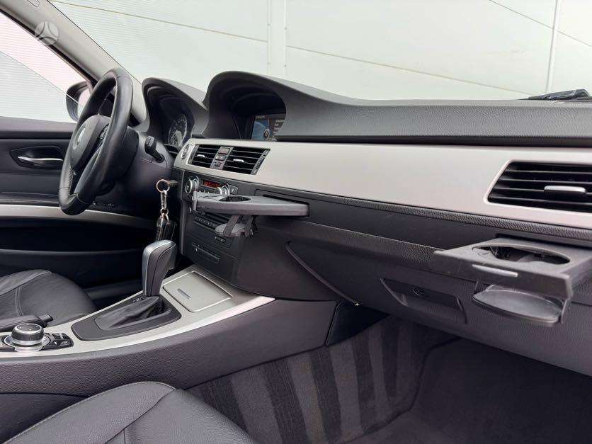 BMW 320, 2.0 l., wagon