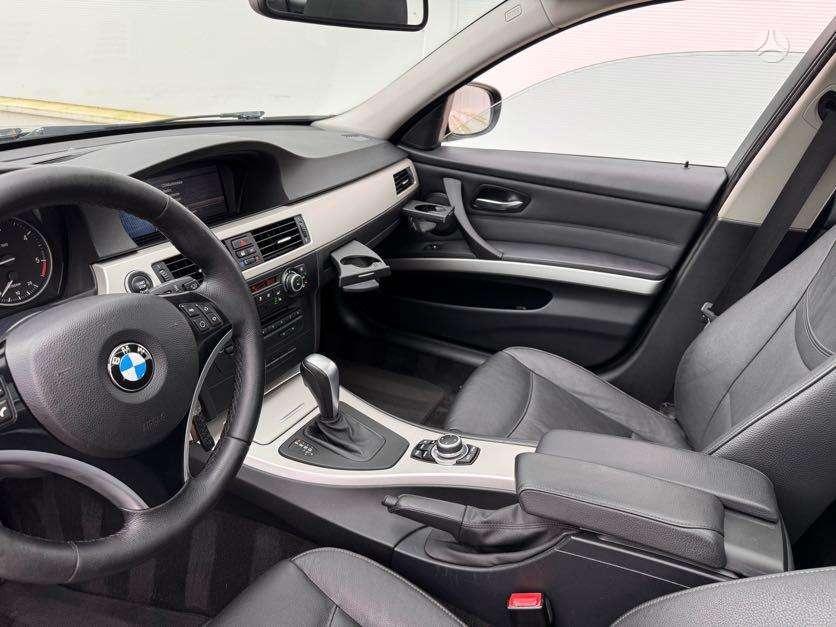 BMW 320, 2.0 l., wagon