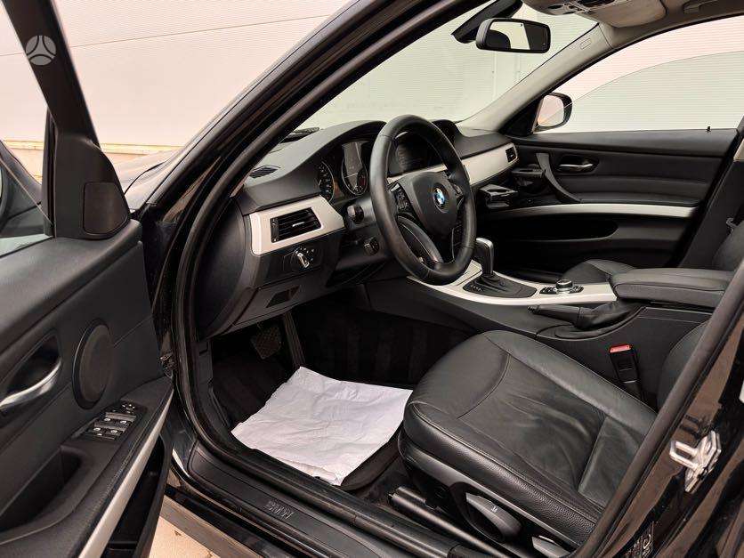 BMW 320, 2.0 l., wagon