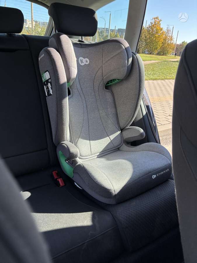 Audi A6, 2.0 l., universalas