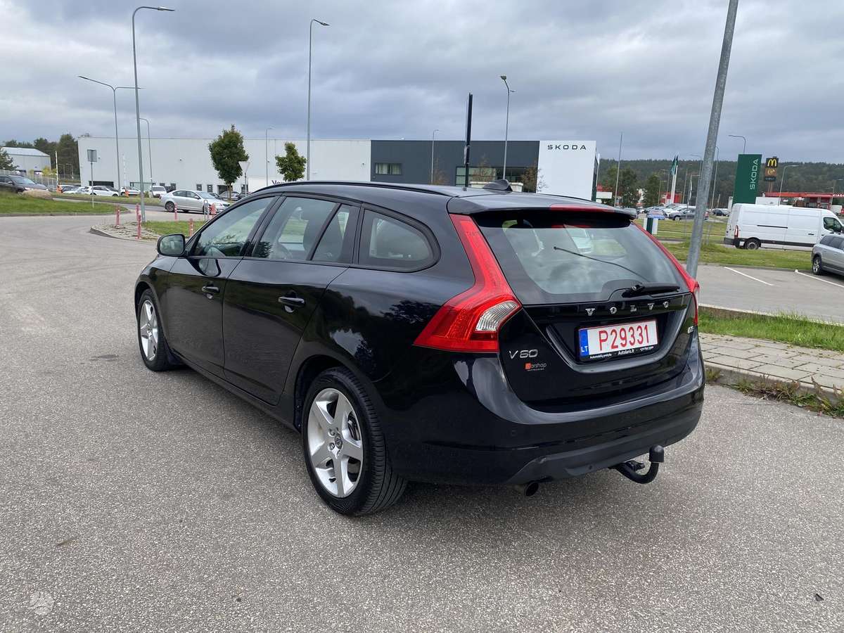 Volvo V60, 2.0 l., Универсал