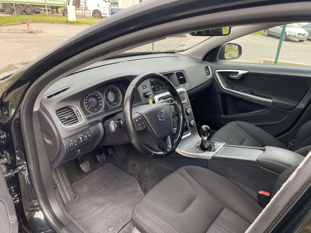 Volvo V60, 2.0 l., wagon