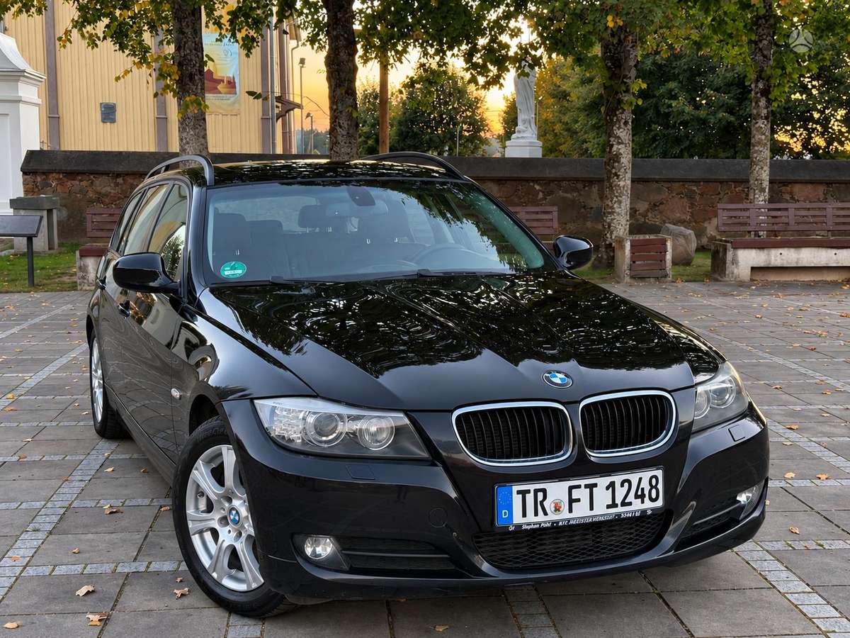 BMW 320, 2.0 l., universalas
