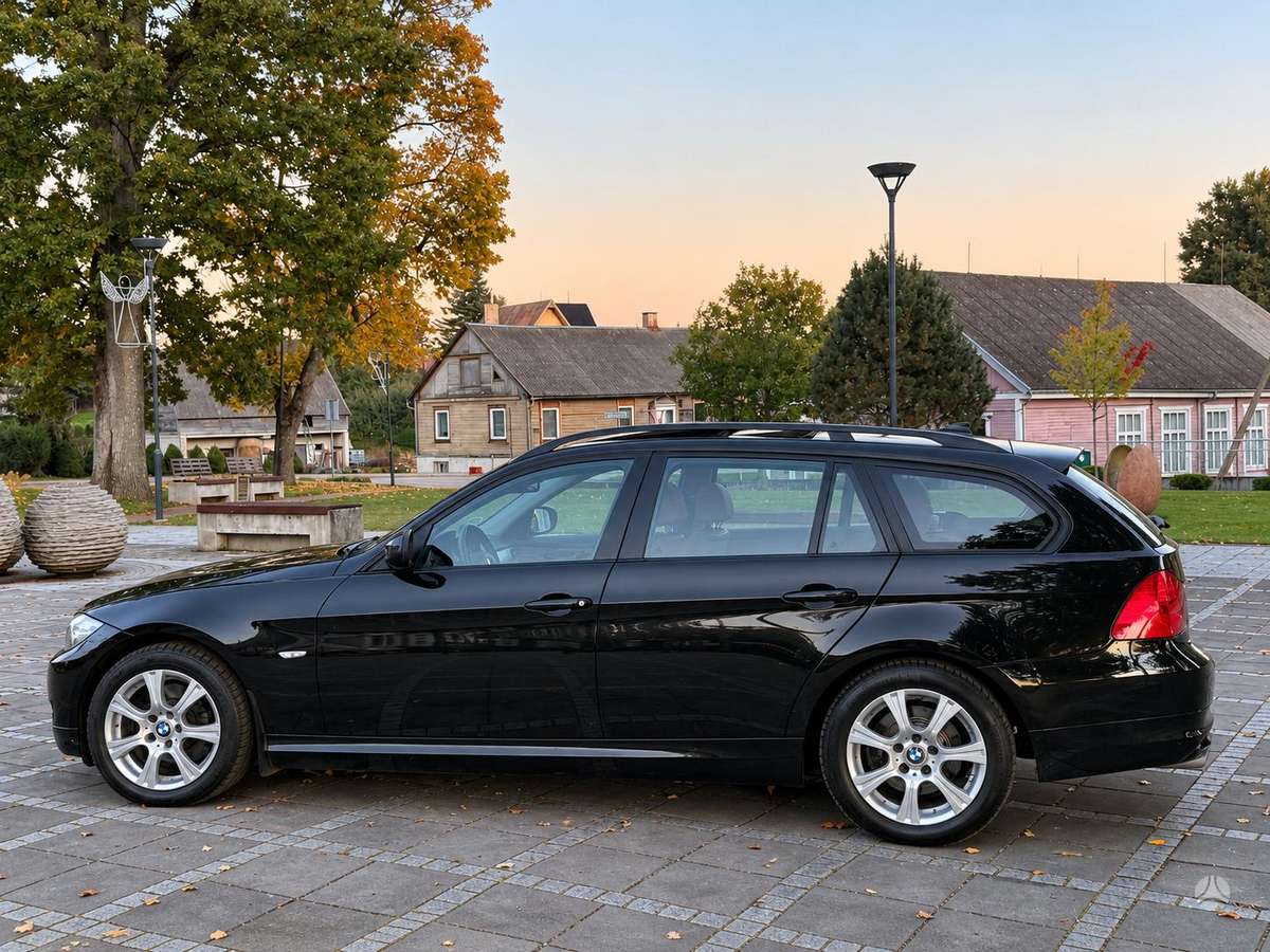 BMW 320, 2.0 l., wagon