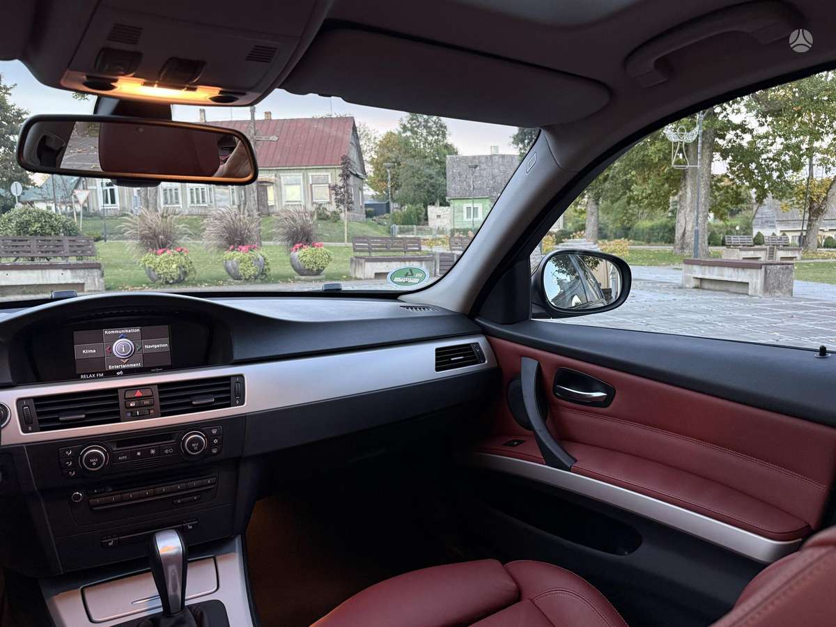 BMW 320, 2.0 l., wagon