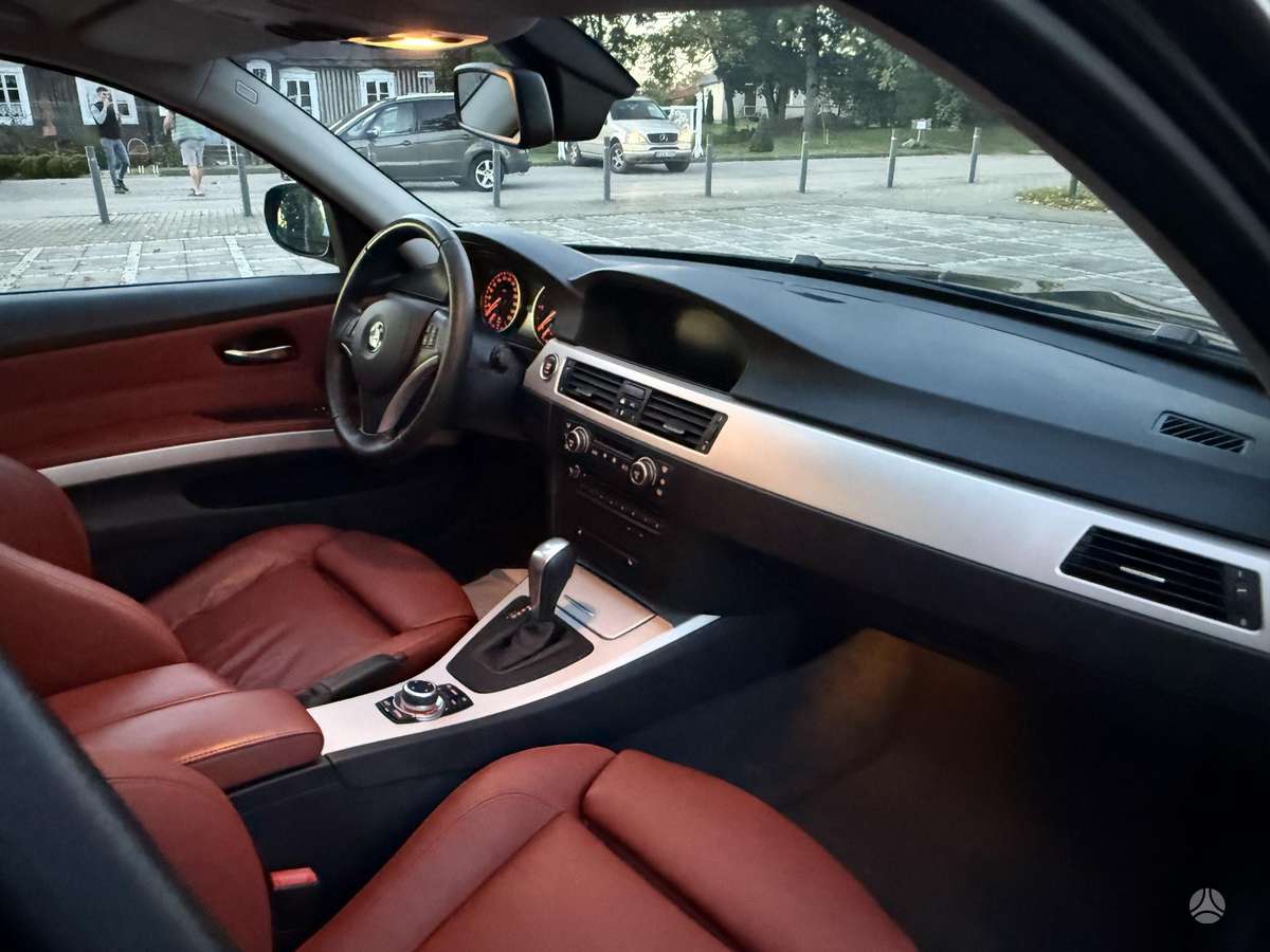 BMW 320, 2.0 l., wagon
