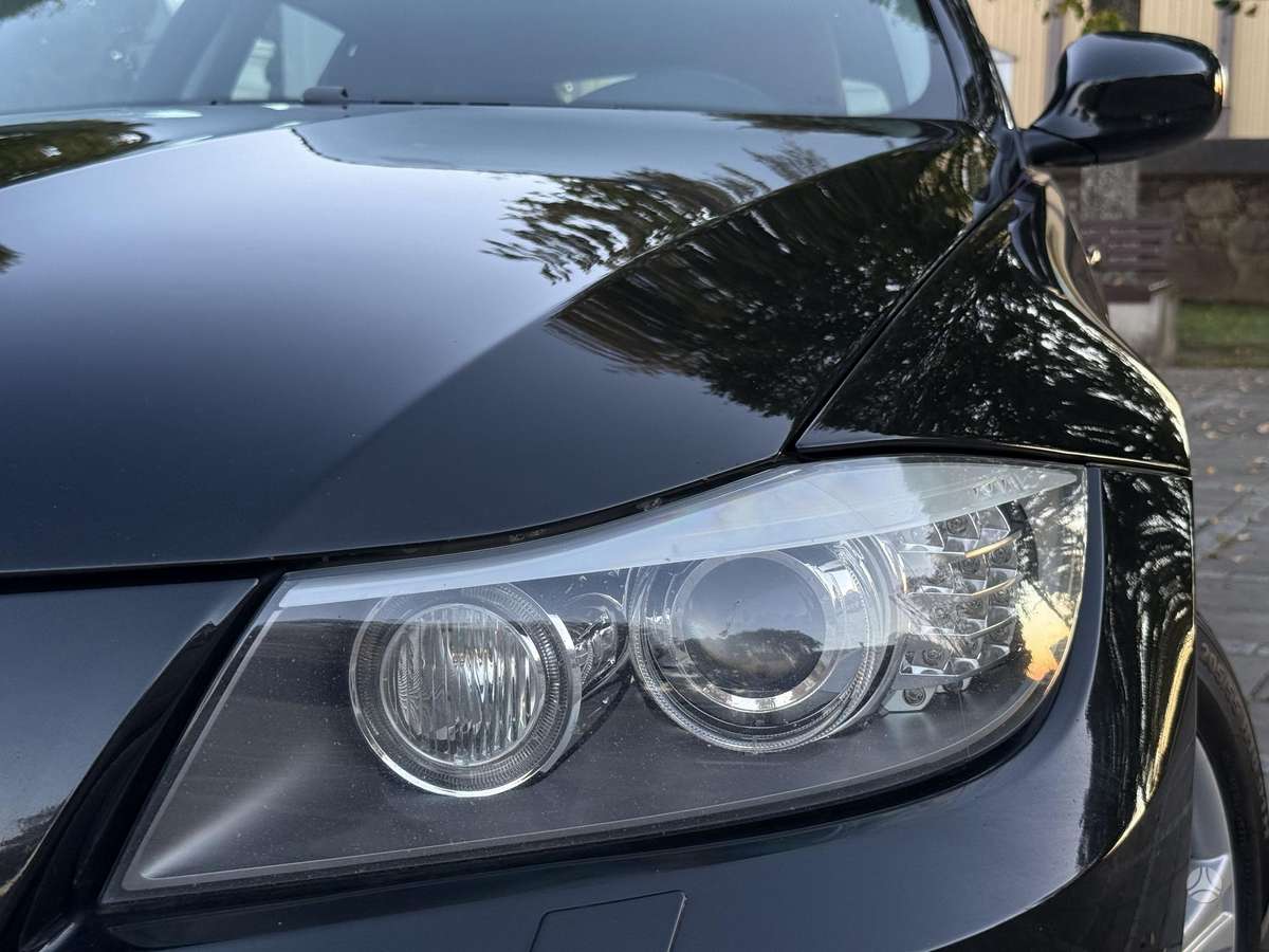 BMW 320, 2.0 l., wagon