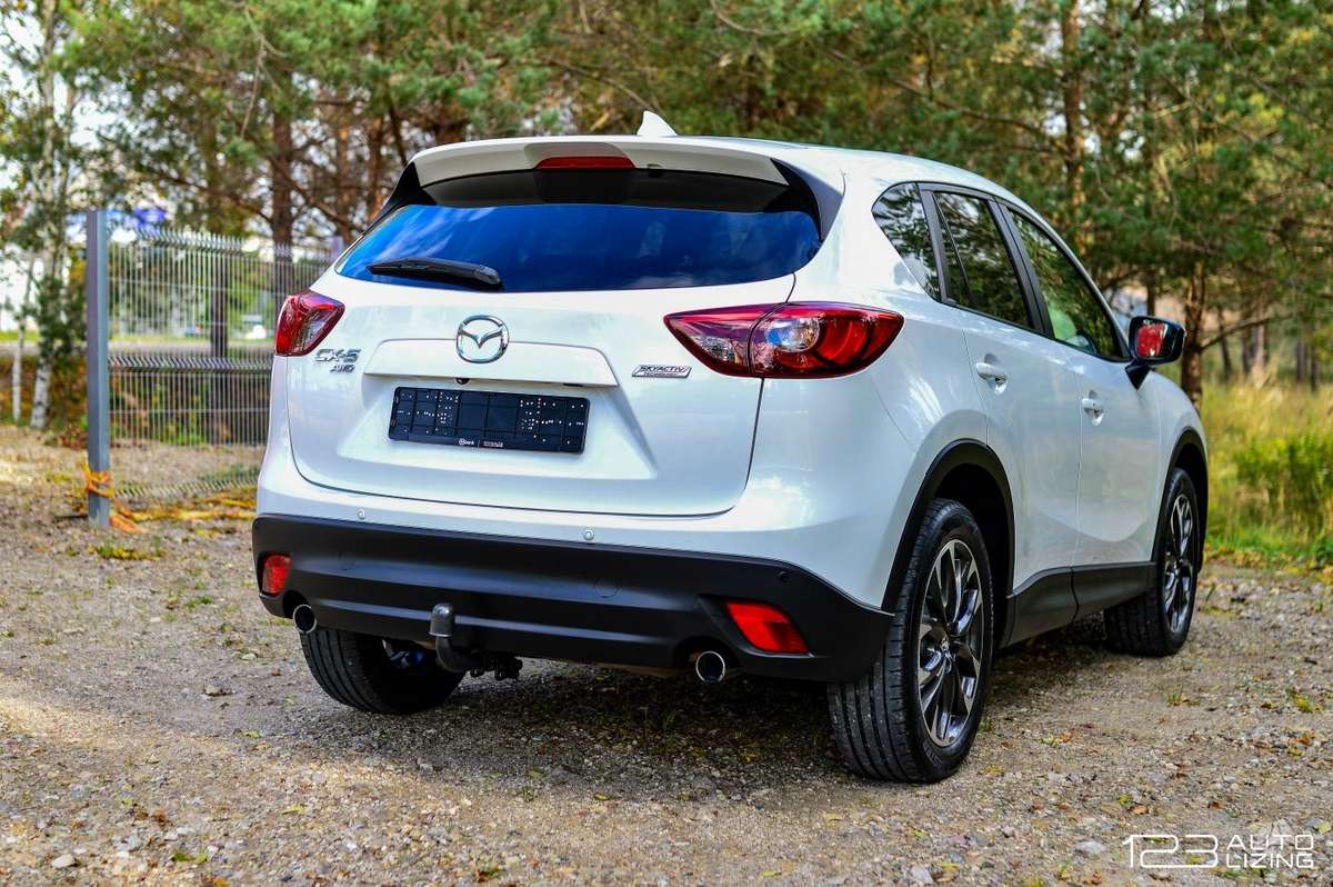 Mazda CX-5, 2.2 l., off-road / crossover
