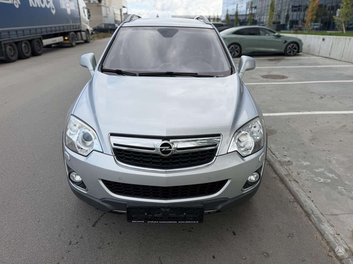 Opel Antara, 2.2 l., off-road / crossover