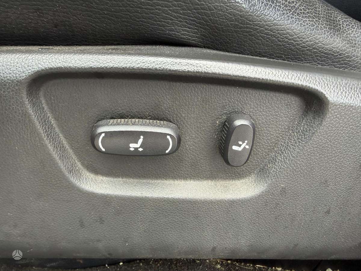 Opel Antara, 2.2 l., Внедорожник / Кроссовер