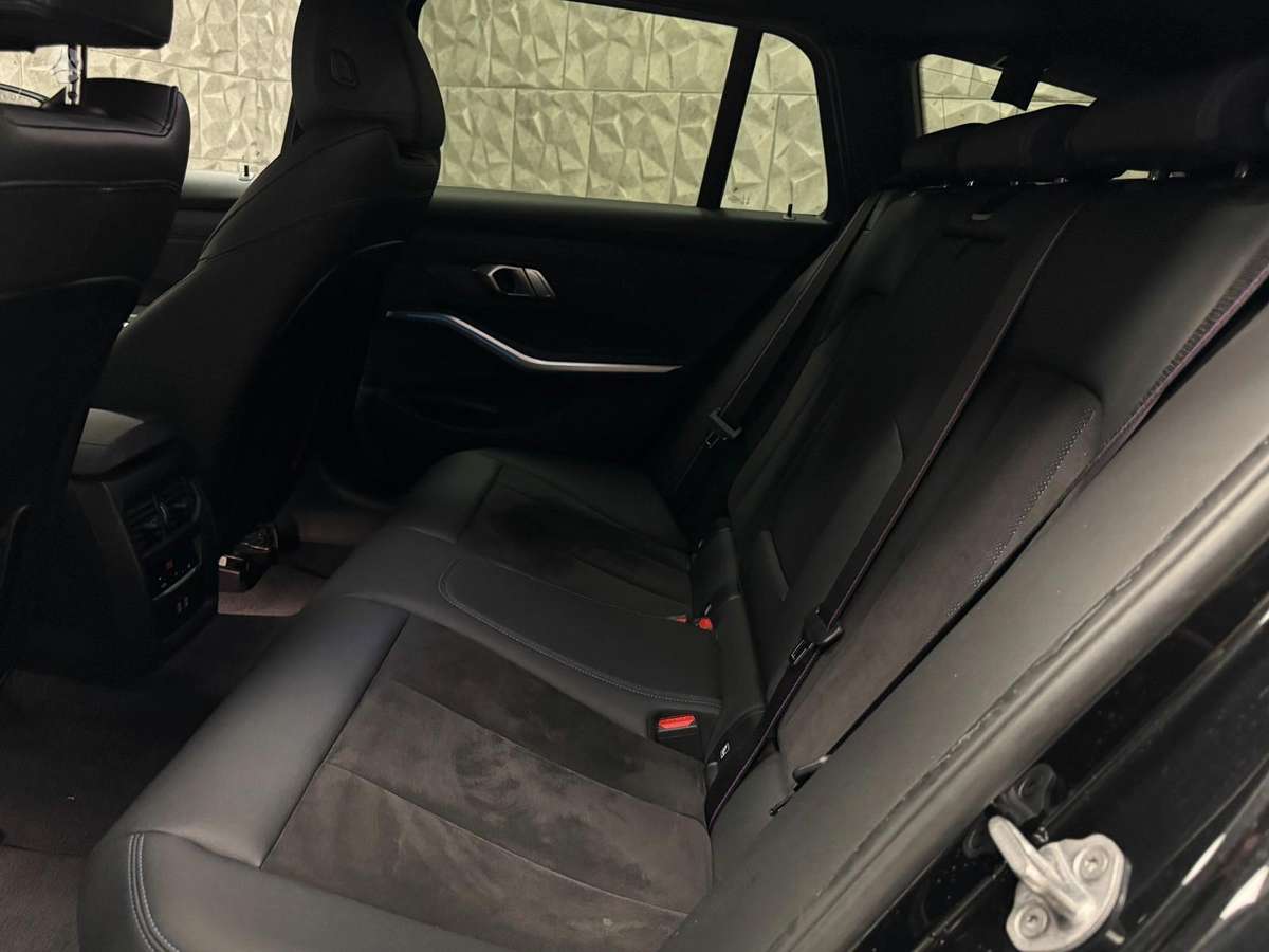 BMW 330, 3.0 l., Универсал