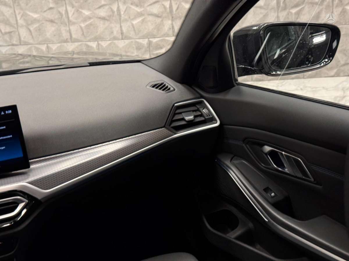 BMW 330, 3.0 l., Универсал