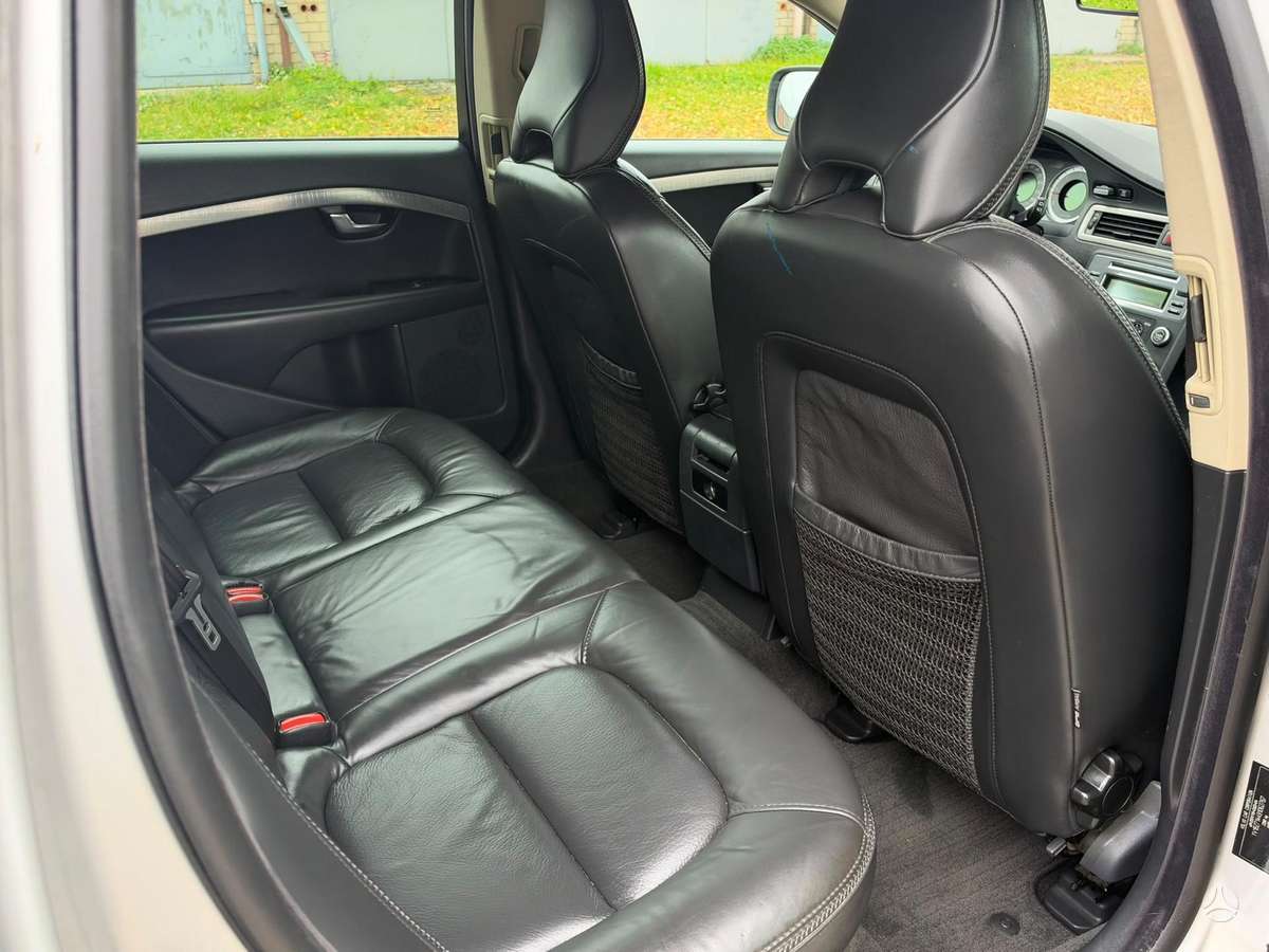 Volvo XC70, 2.4 l., Универсал