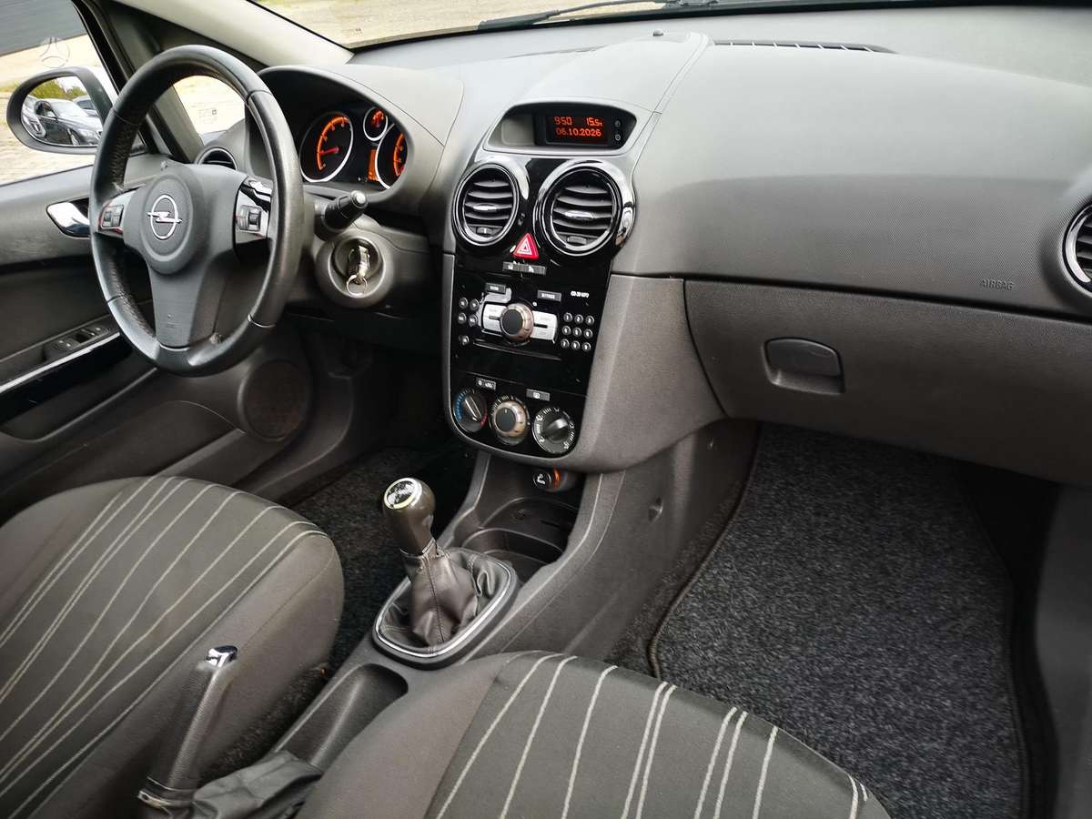 Opel Corsa, 1.4 l., Хэтчбек