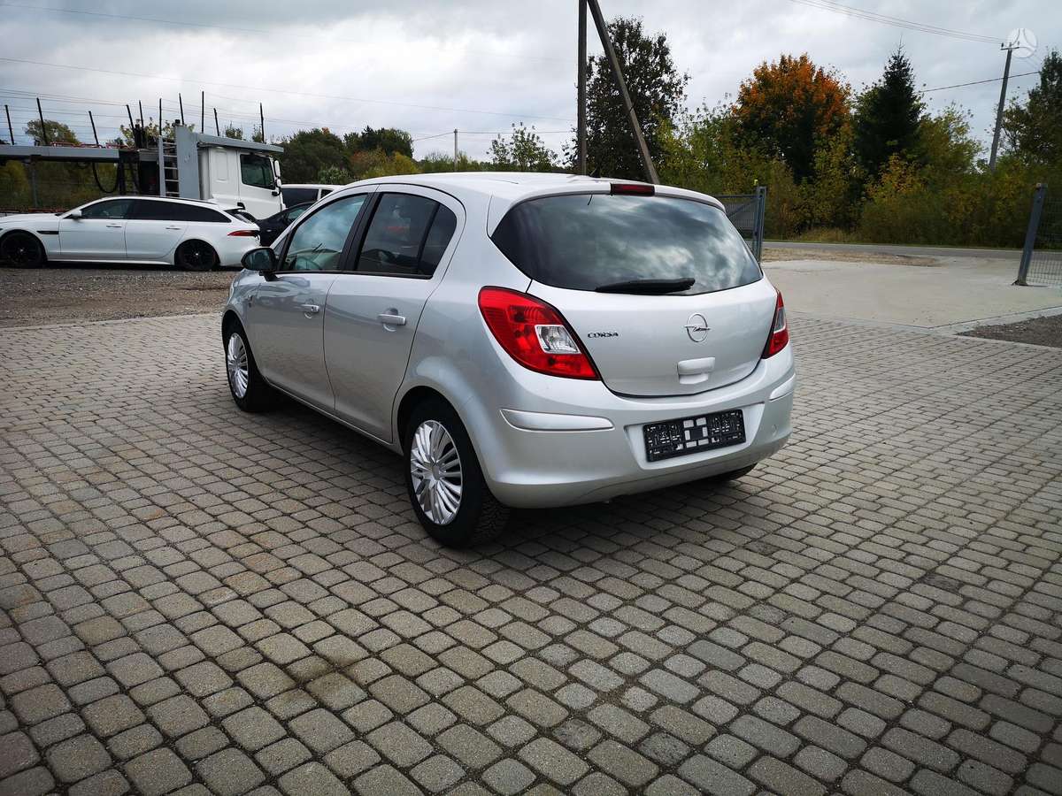 Opel Corsa, 1.4 l., hatchback