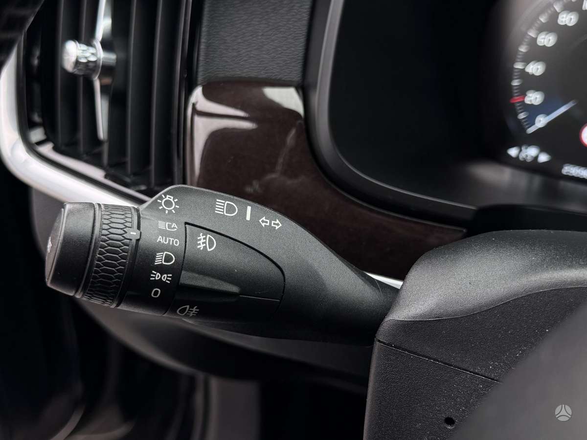 Volvo V90, 2.0 l., universalas