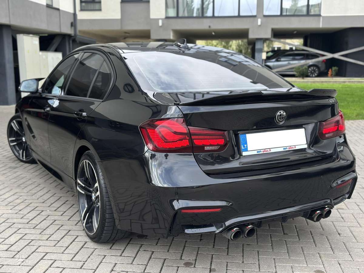 BMW 320, 2.0 l., Седан