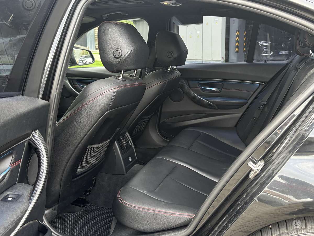 BMW 320, 2.0 l., Седан