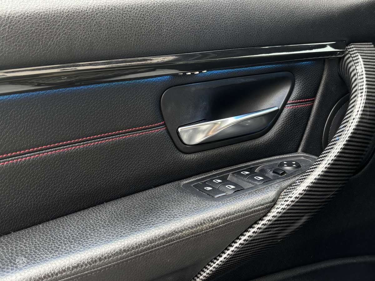 BMW 320, 2.0 l., sedanas