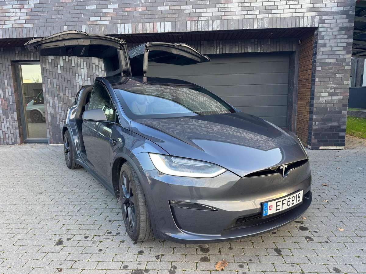 Tesla Model X, off-road / crossover