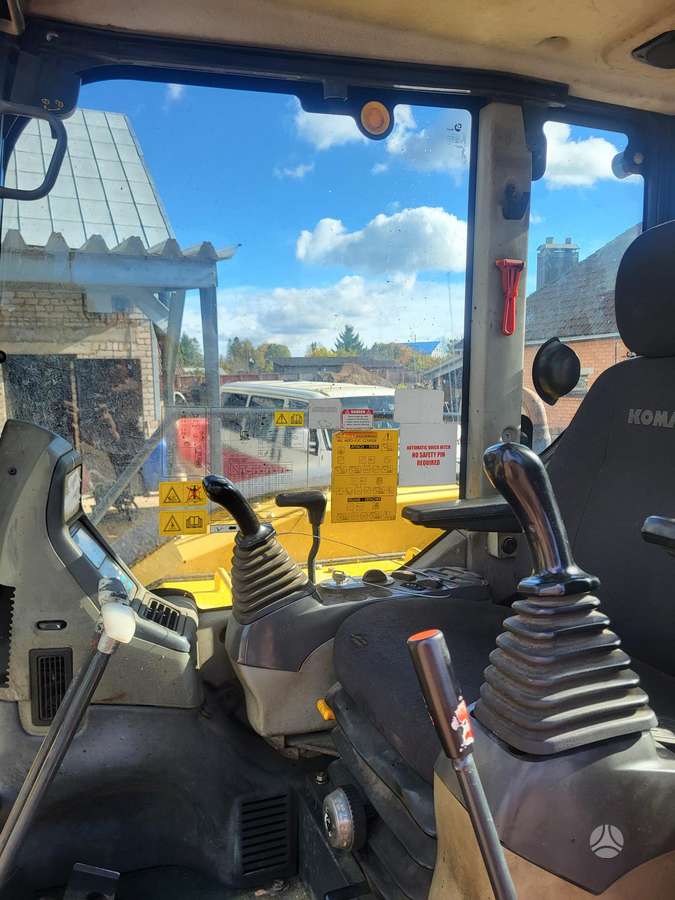 Komatsu Pc88mr-6, мини-экскаваторы