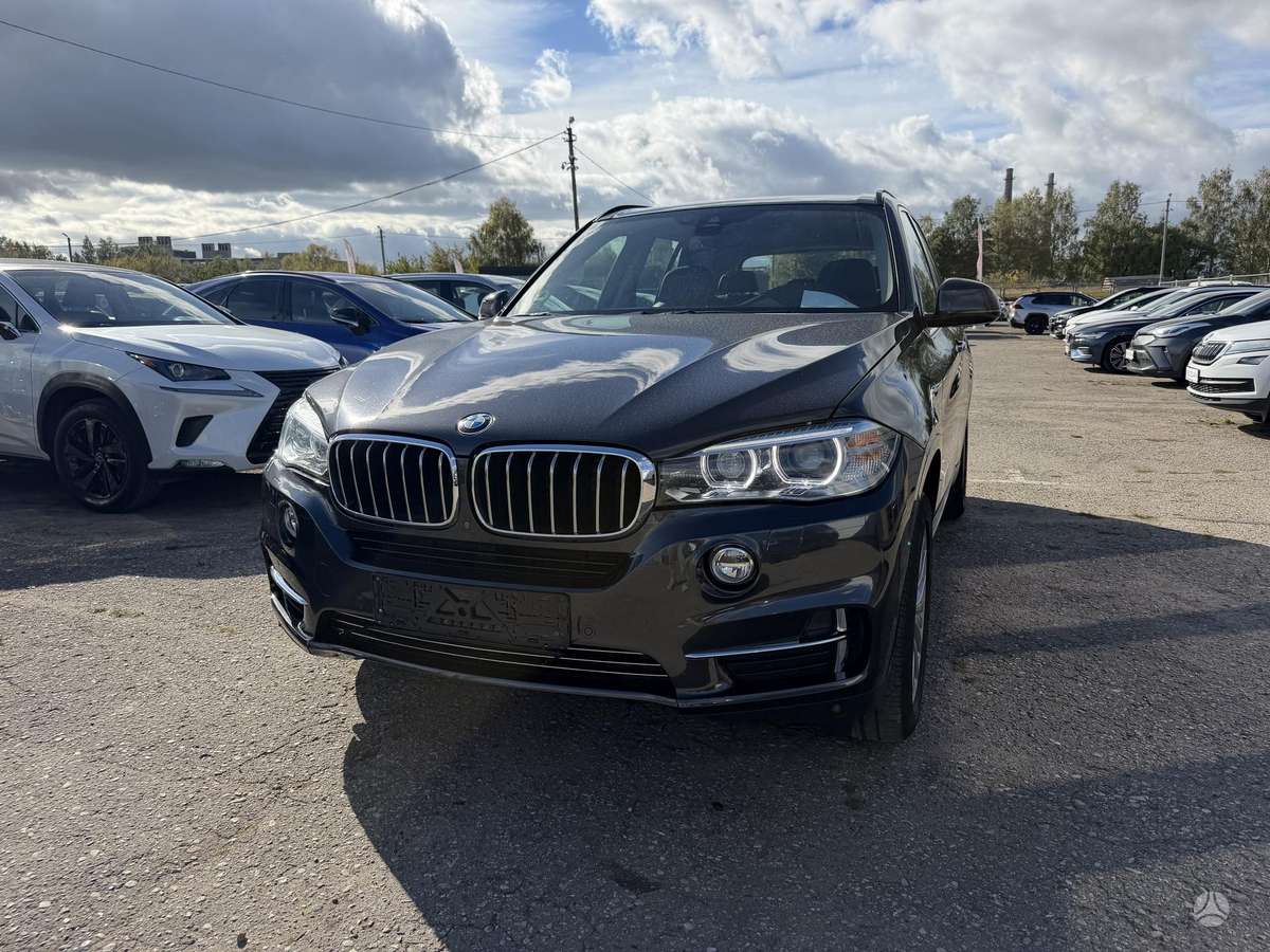 BMW X5, 3.0 l., off-road / crossover