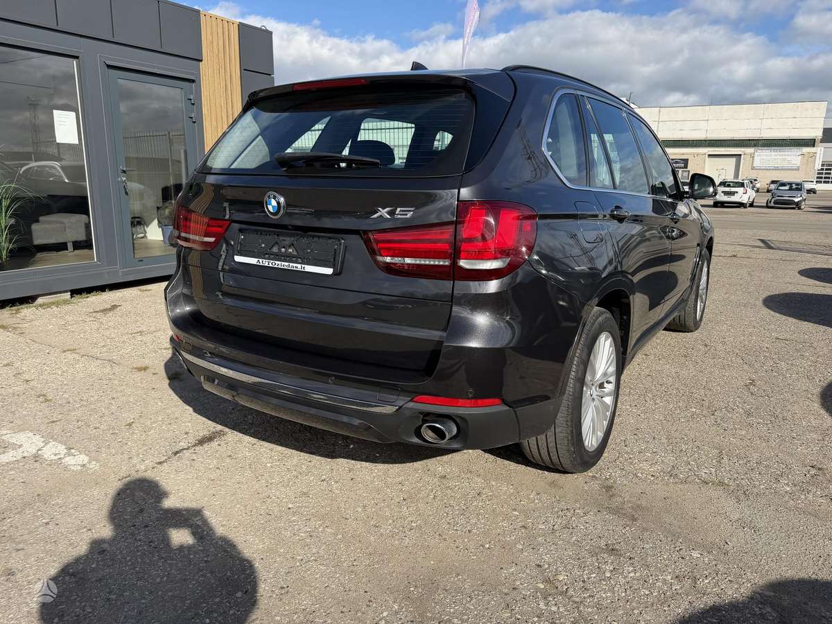 BMW X5, 3.0 l., off-road / crossover