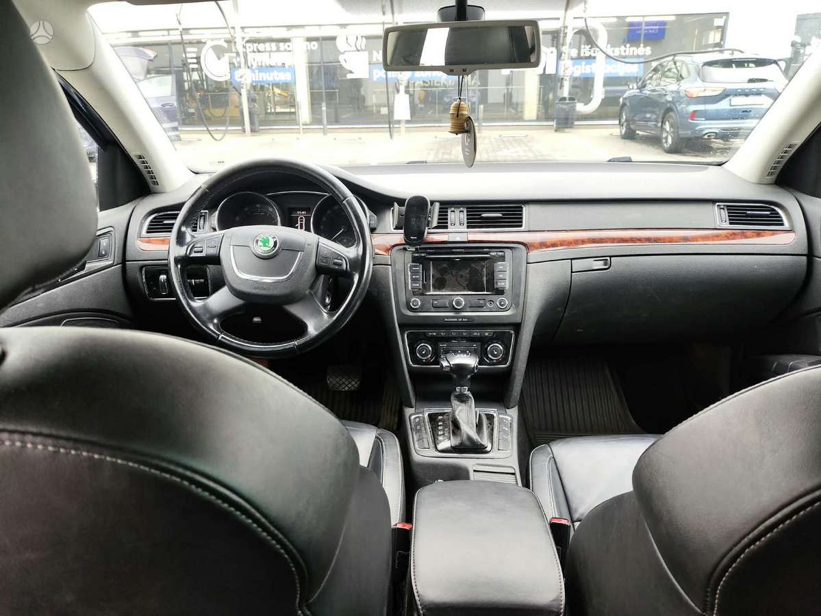 Skoda Superb, 2.0 l., Универсал