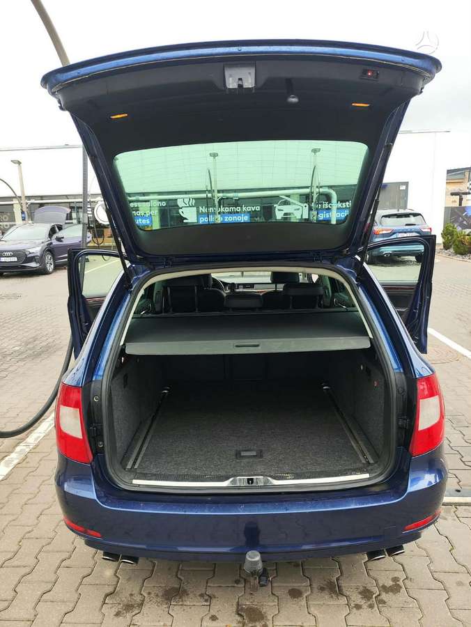 Skoda Superb, 2.0 l., Универсал