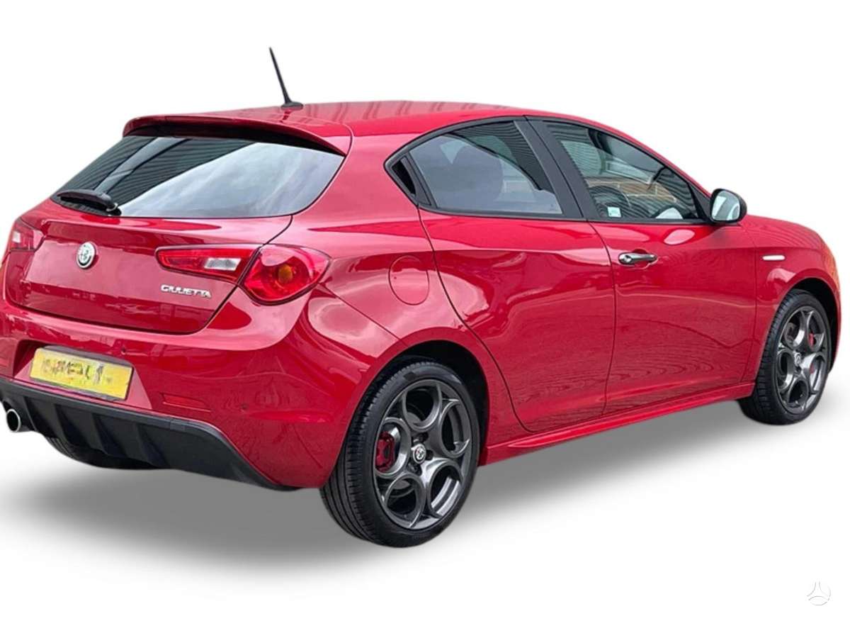 Alfa Romeo Giulietta dalimis